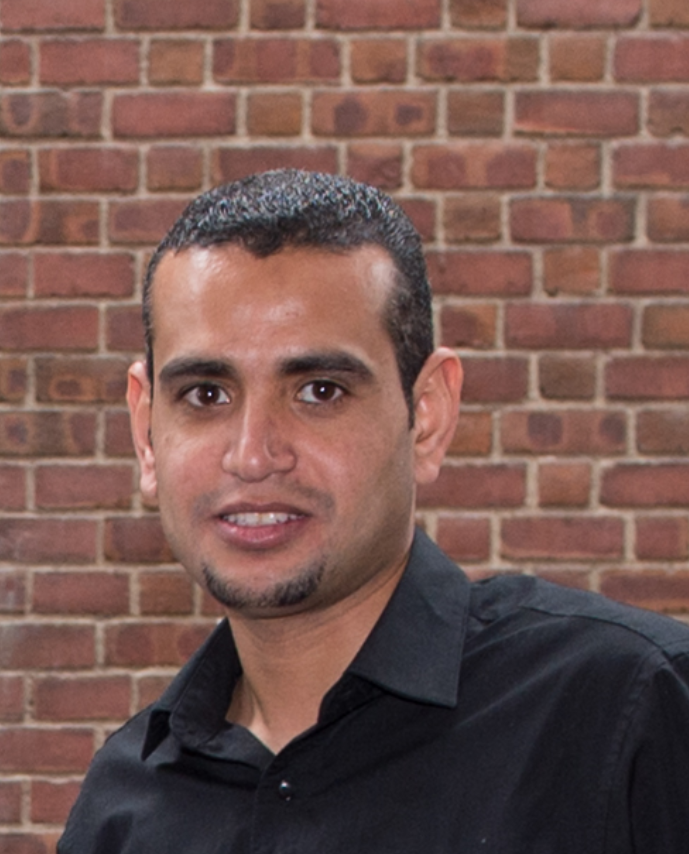 Ahmed Abdelhakim Hachelaf, Executive Editor of International Projects
